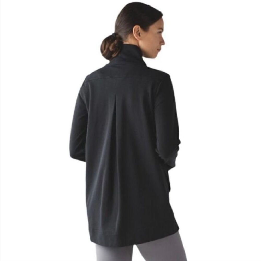 Lululemon Black Belle Wrap Cardigan Sweatshirt - Picture 3 of 16